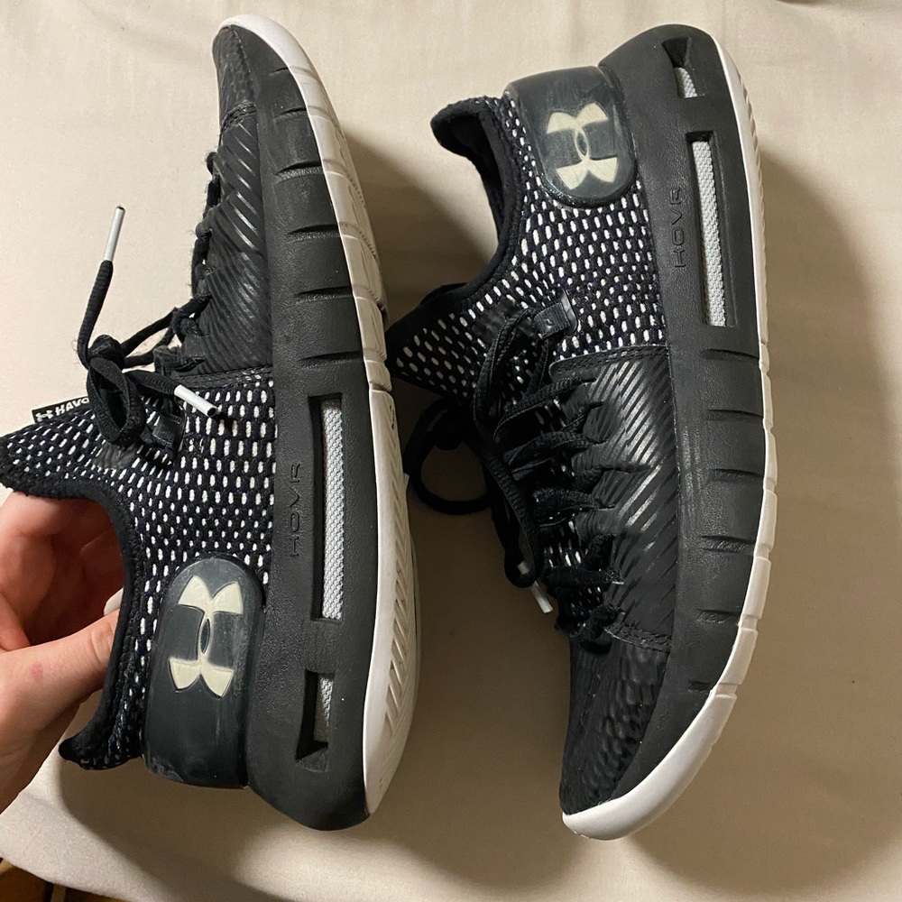 Black Low Under Armour Basketball Shoes